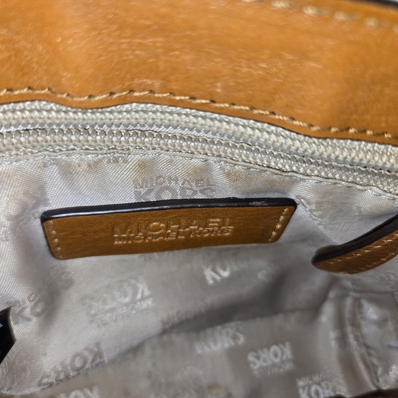 Michael‎ Michael Kors Fulton Flap Crossbody Cream And Brown - Picture 8 of 13